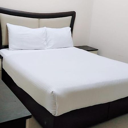 Al Khaleej Plaza Furnished Apartments Llc Ajman Exterior photo